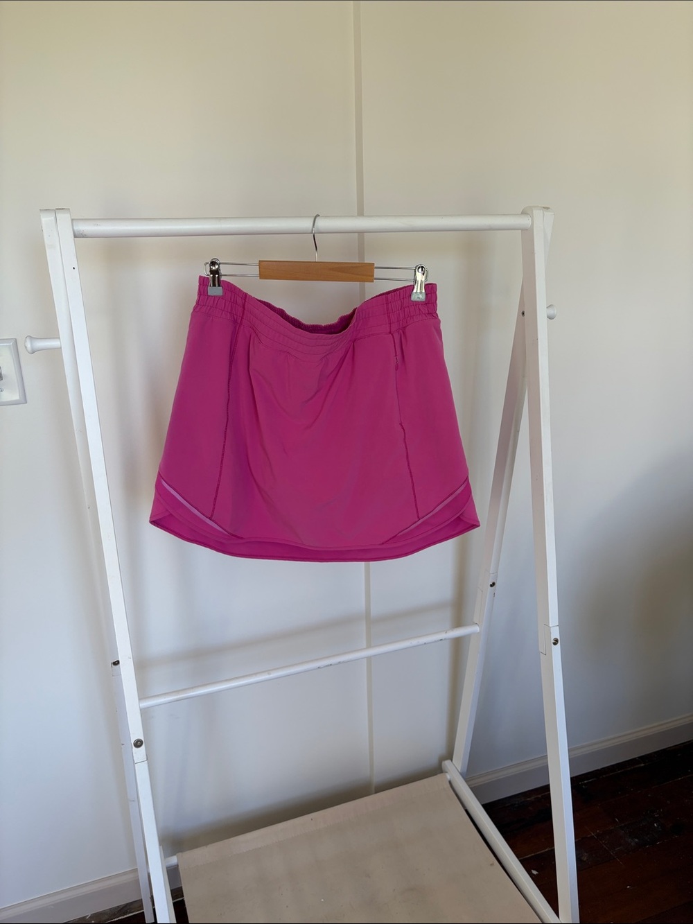 Lululemon Hotty Hot High-Rise Skirt - Size 14